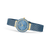 Damenarmbanduhr im Querformat: blaues Zifferblatt, goldene Lünette und blaues Meshband