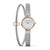 Damenarmbanduhr mit roségoldenem Gehäuse und silberfarbenem Milanaise-Armband