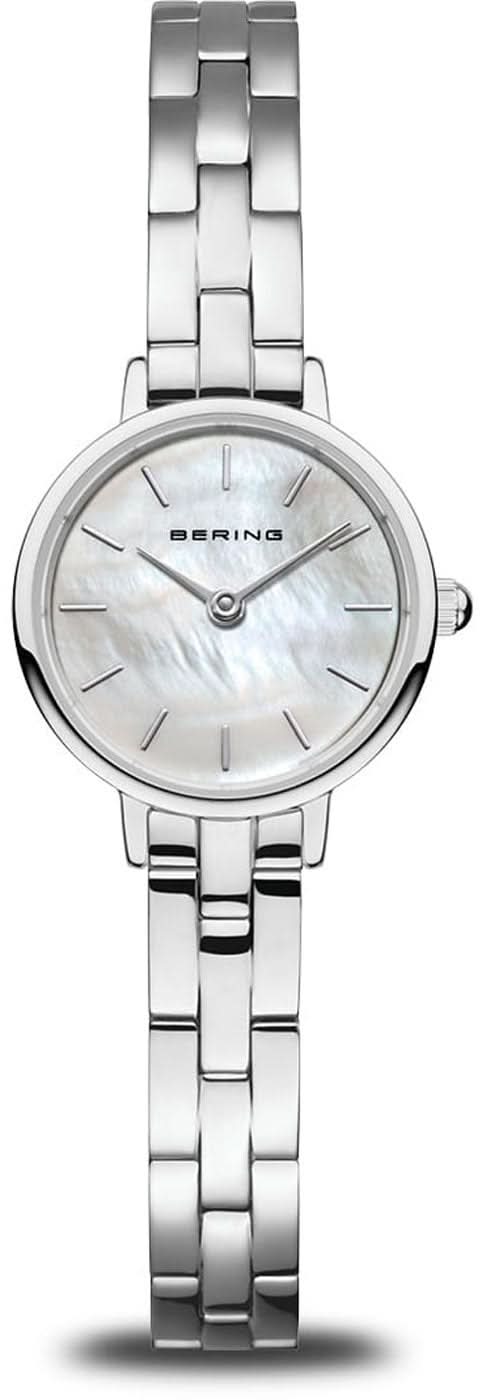 Bering damklocka med silverfärgat metallarmband och rund urtavla i pärlemor