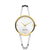 Damenuhr mit rundem Gehäuse, silbernem Metallarmband und goldener Lünette