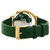 Damenuhr mit grünem Lederarmband, goldfarbener Schließe und beschriftetem Boden