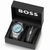 BOSS Runner Herren-Geschenkset: silberne Armbanduhr mit blauem Zifferblatt und Edelstahlarmband