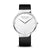 Herrenuhr: weißes Zifferblatt, schwarzes Armband, silberfarbener Gehäuserand