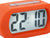 Orange digital väckarklocka med LCD-display 22:18