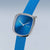 Blaue Damenuhr mit ovalem Gehäuse, blauem Zifferblatt und blauem Textilarmband, BERING.