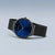 Bering Damenuhr im Profil: blaues Zifferblatt, Milanaise-Armband