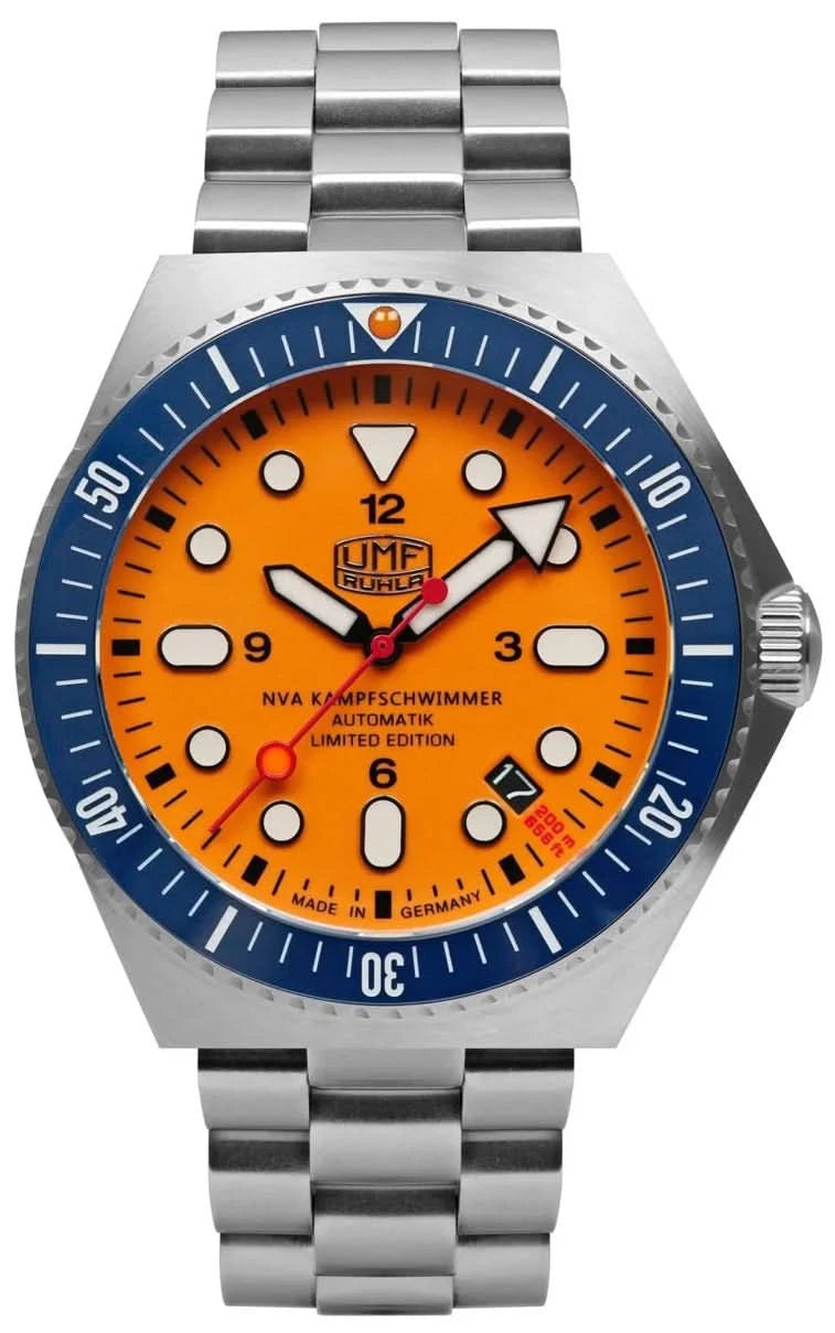 Herrarmbandsur: orange urtavla, blå bezel, armband i silverfärgat rostfritt stål