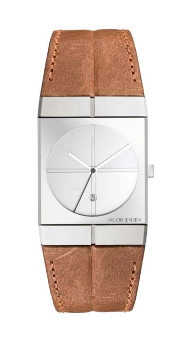 Herrklocka från Jacob Jensen med brunt läderarmband, boett i silver och vit urtavla