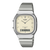 Casio Armbanduhr: silbernes Edelstahlband, analoge Zeiger und Digitalanzeige, cremefarbenes Zifferblatt.