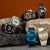 Casio G-SHOCK Damenuhr mit weißem Armband und Digitaldisplay auf Stein