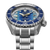 Seiko Marinemaster Herrenarmbanduhr Nahansicht: blaue Lünette und blaues Zifferblatt mit Leuchtmarkern