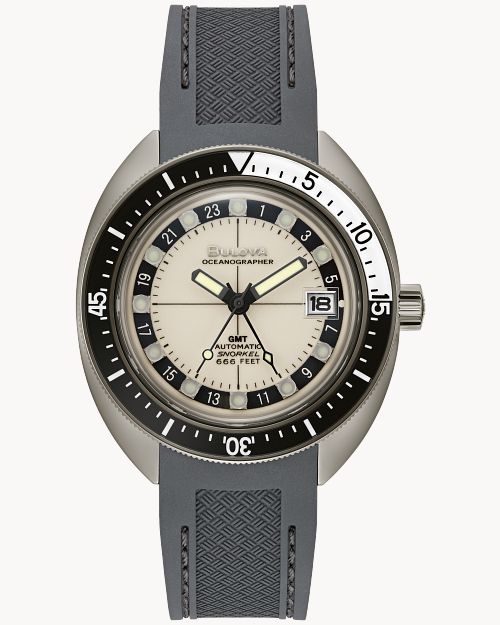 Bulova Oceanographer GMT Herrenuhr mit grauem Armband, silbernem Zifferblatt und schwarzer Lünette