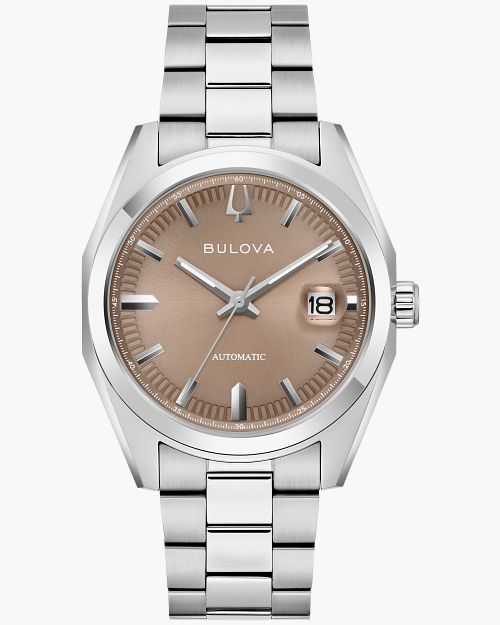 Bulova Herrenuhr mit beigem Zifferblatt, silbernem Edelstahlarmband und Datumsanzeige