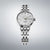 Seiko Presage damklocka med rund boett, silverfärgat Milanese-armband och vit urtavla