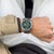 Herren Chronograph BOSS Pioneer mit grünem Zifferblatt und Edelstahlarmband, Quarz