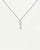 "Halsband i sterlingsilver med avsmalnande hänge, gnistrande stenar"