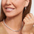 Creoler i 925 sterlingsilver med stenutsmyckning, smal sluten huggie-form