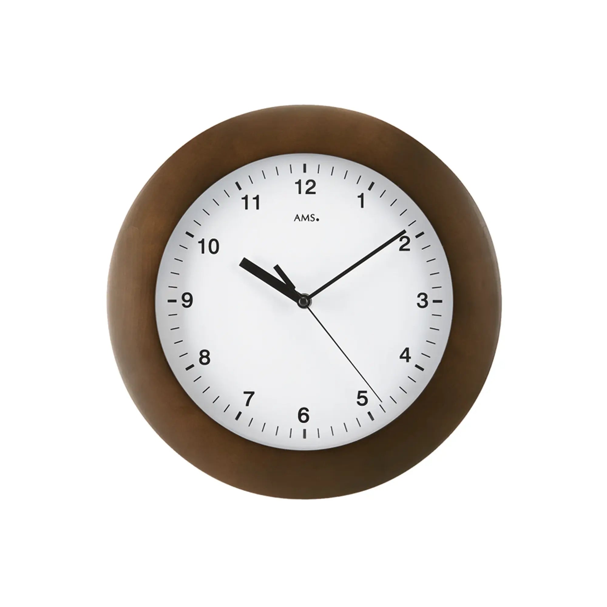 Runde Wanduhr mit nussbaumfarbenem Rahmen, weißem Zifferblatt und schwarzen Zeigern