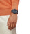 Casio G-Shock herrur på handleden, boett i svart med blå display
