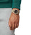Casio G-Shock herrklocka på handleden, beige boett med mörk display