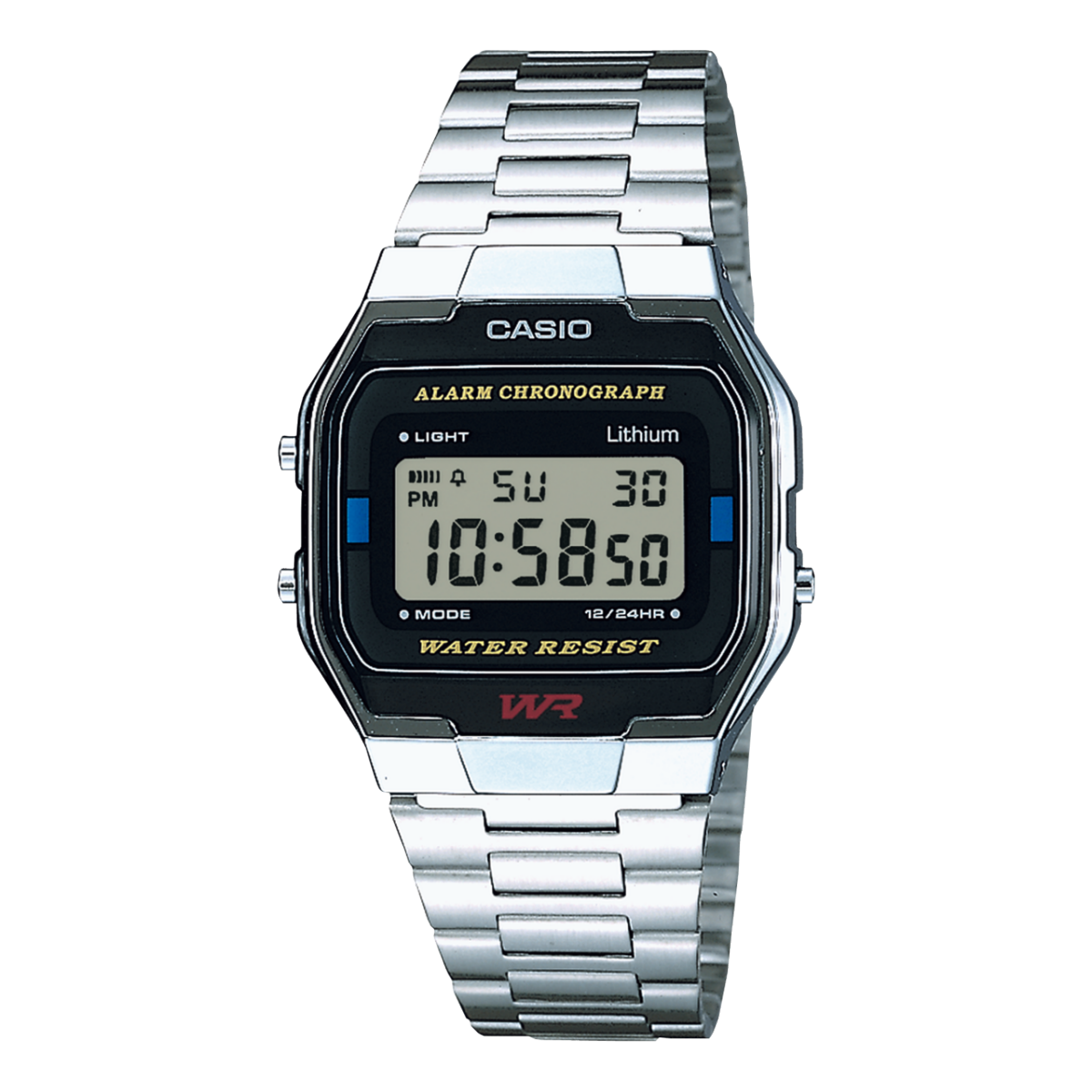 Casio Digitaluhr mit Edelstahlarmband, schwarzem Display und WR-Angabe