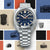 Seiko 5 Sports herrur med blå urtavla, indexmarkörer och armband i rostfritt stål