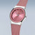 Bering damklocka: rund roséguldig urtavla, silverfärgat hölje, roséguldig Milanese-armband