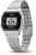 Casio digital klocka med silverfärgat metallarmband, fyrkantig urtavla och slipat boett
