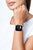 OPS! Smartklocka på handleden, svart display, vitt armband