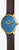 Damklocka framifrån: blå urtavla, guldfärgad boettring och brunt läderarmband.