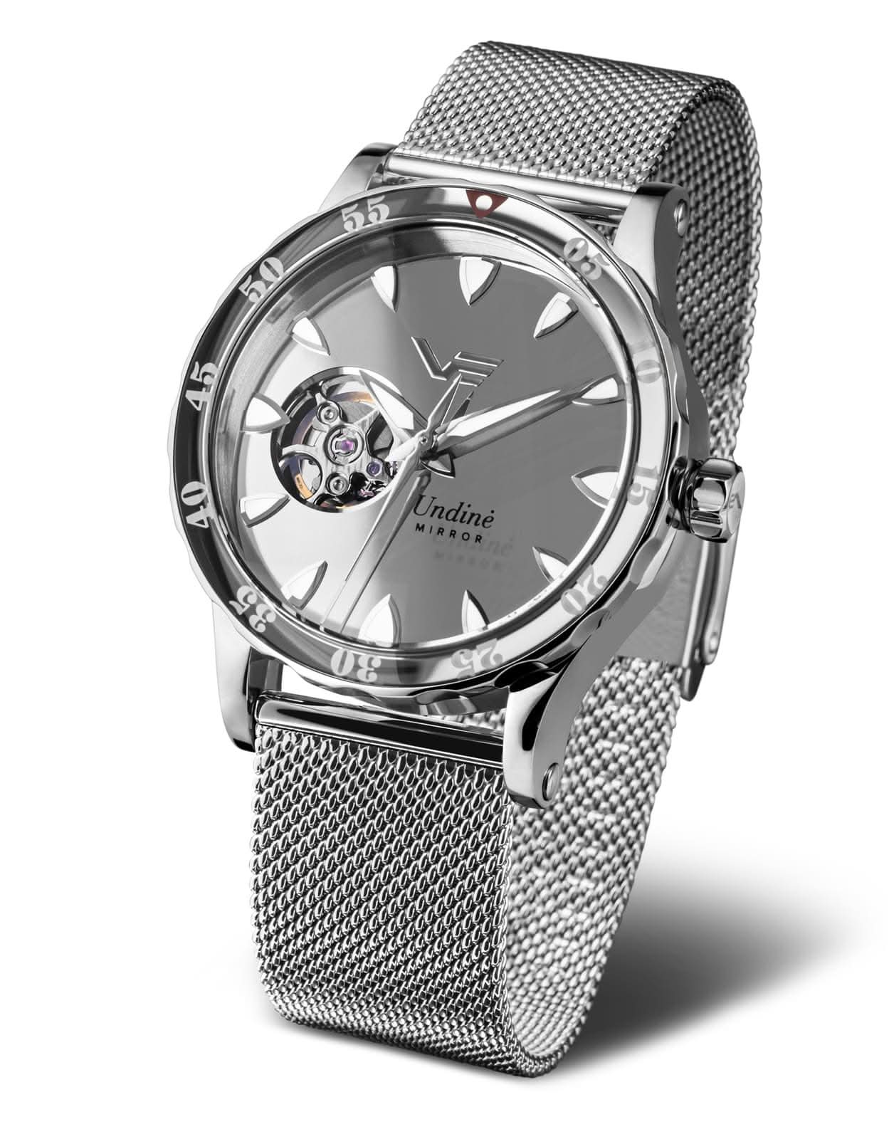 Vostok Europe Undine damklocka med silverfärgat metallarmband och rund urtavla