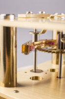 Pendlyklocka röd 31-dagars verk - Hermle Modell: 71006-360761