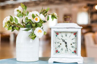 Mekanisk bordsklocka - vintage vit - Hermle Modell: 22915-V60340