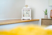 Mekanisk bordsklocka - vintage vit - Hermle Modell: 22915-V60340