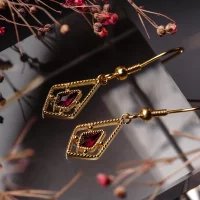 Daydreamer hängörhängen med sten - Holzkern Modell: Jewelry