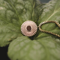 Stencil halsband med runt hänge - Holzkern Modell: Jewelry