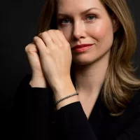 Silverfärgat armband med 4 mm hematit naturstenar med rostfritt stållås - Rebel&Rose modell: RR-40040-S-S