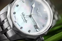 Damklocka silverfärgad med rostfritt stålarmband - Vostok Europe Modell: VS42-125A755B